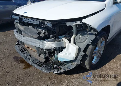 2021 Mercedes-Benz Gla 250 4Matic z USA, uszkodzony, nr VIN W1N4N4HB0MJ272945